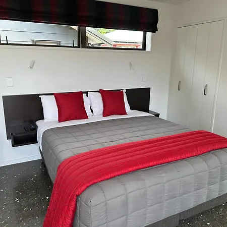 Middle Park Motel-2